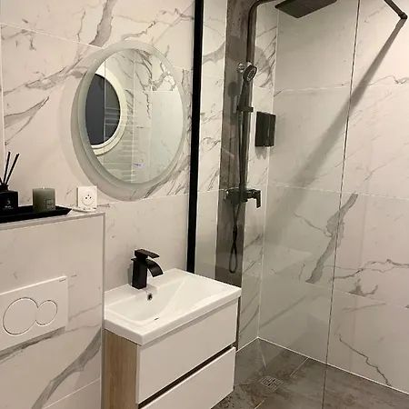 Avec Jacuzzi Apartman Sassenage